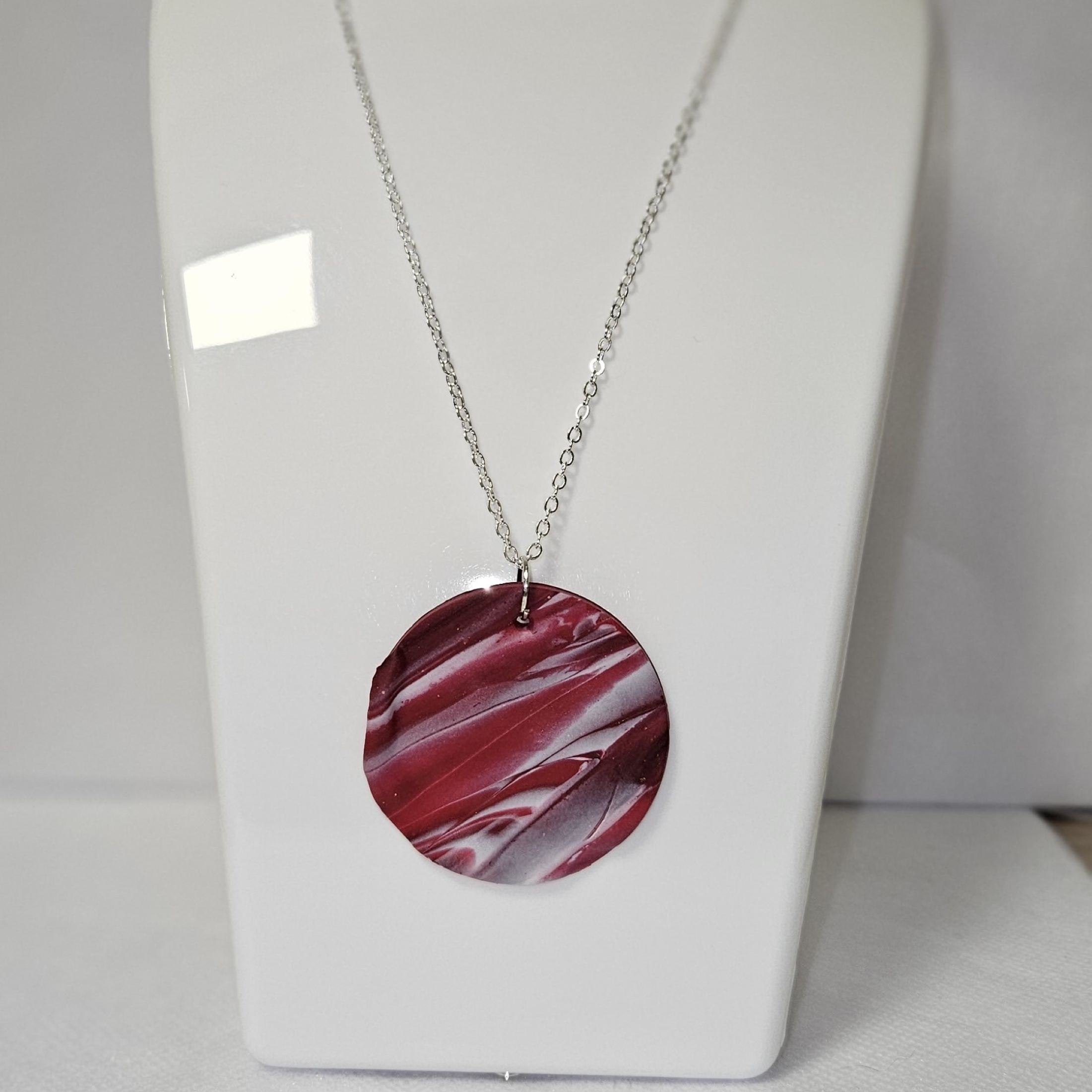 Collier Red round Wave