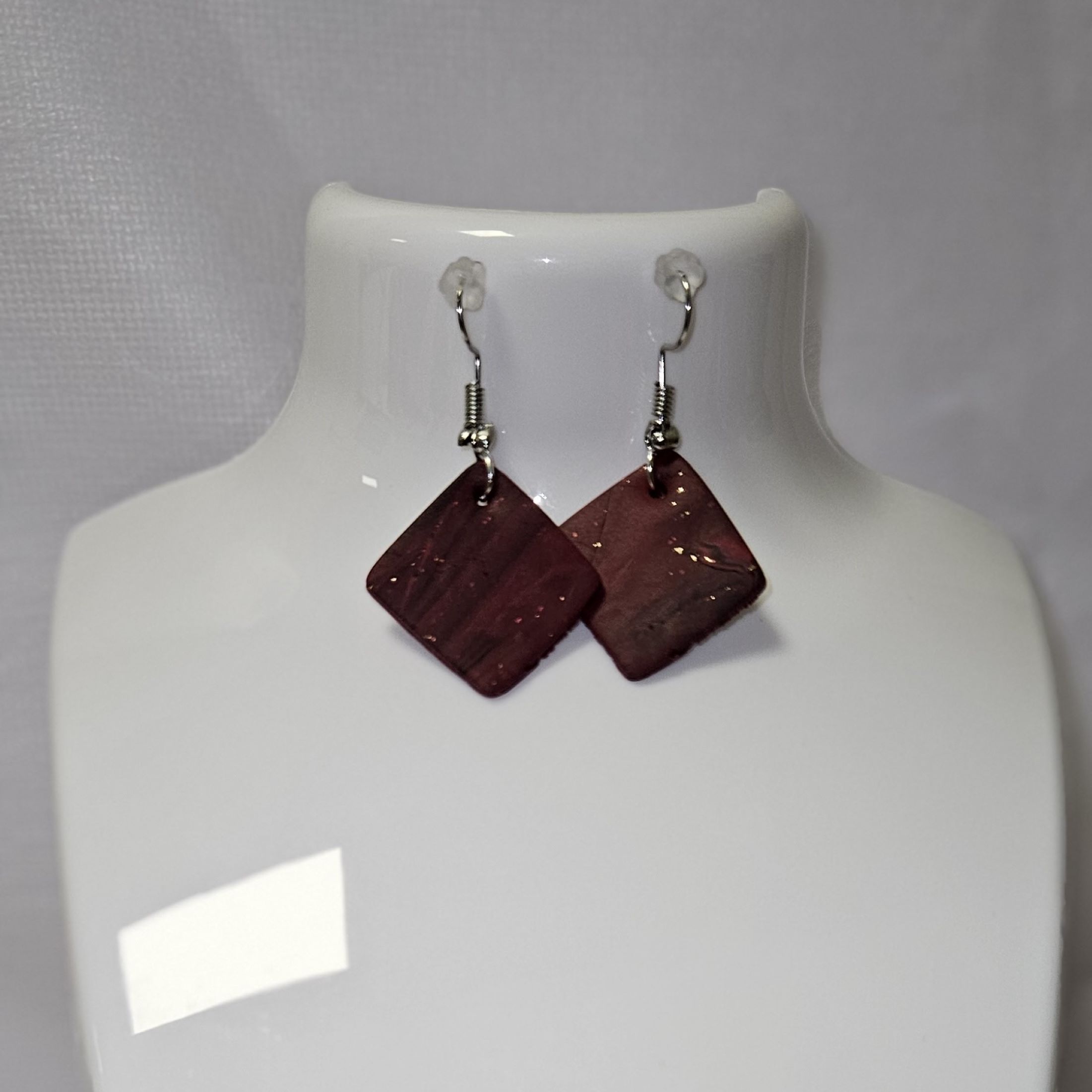 Boucles d'oreilles Dark Red Square