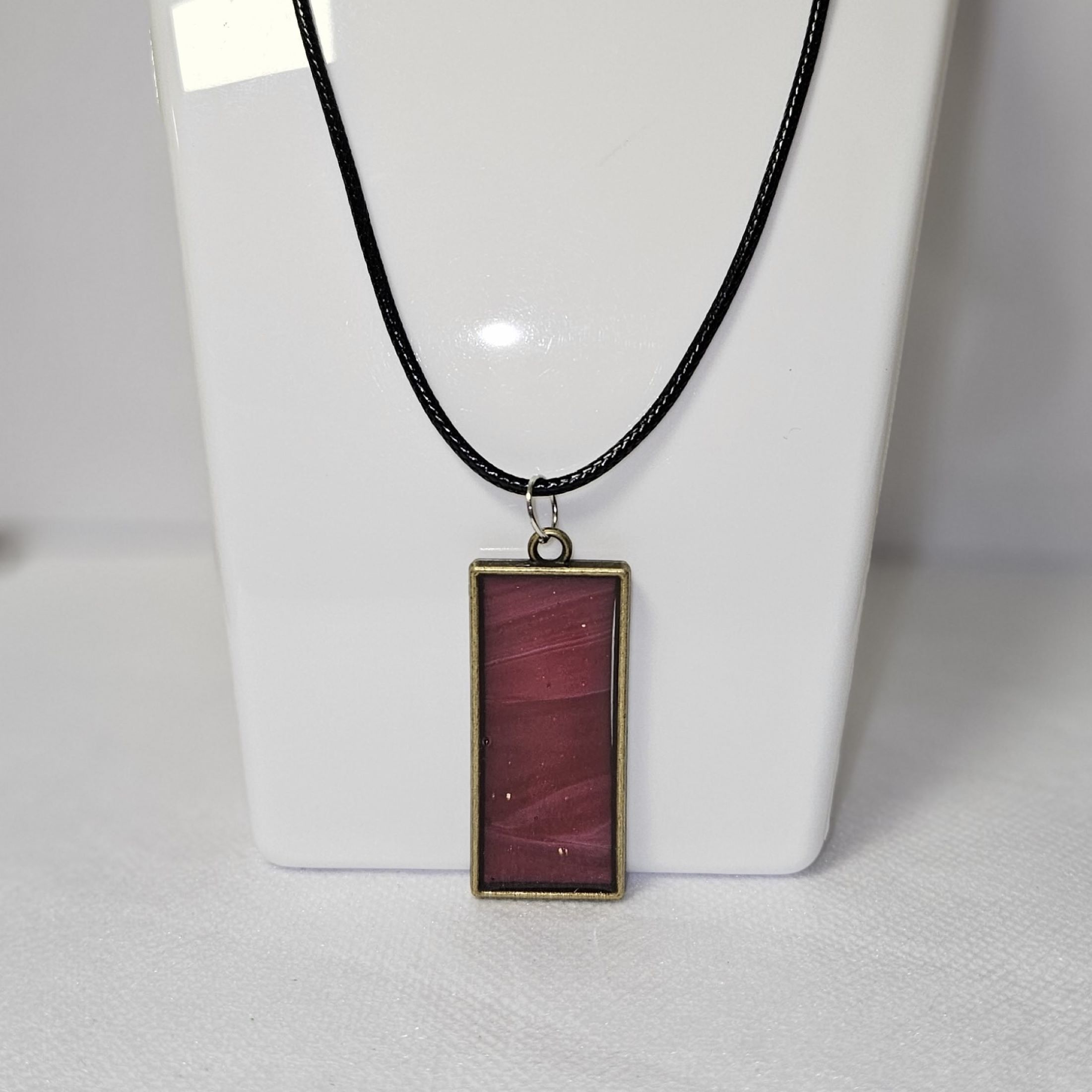 Collier Red Rectangular