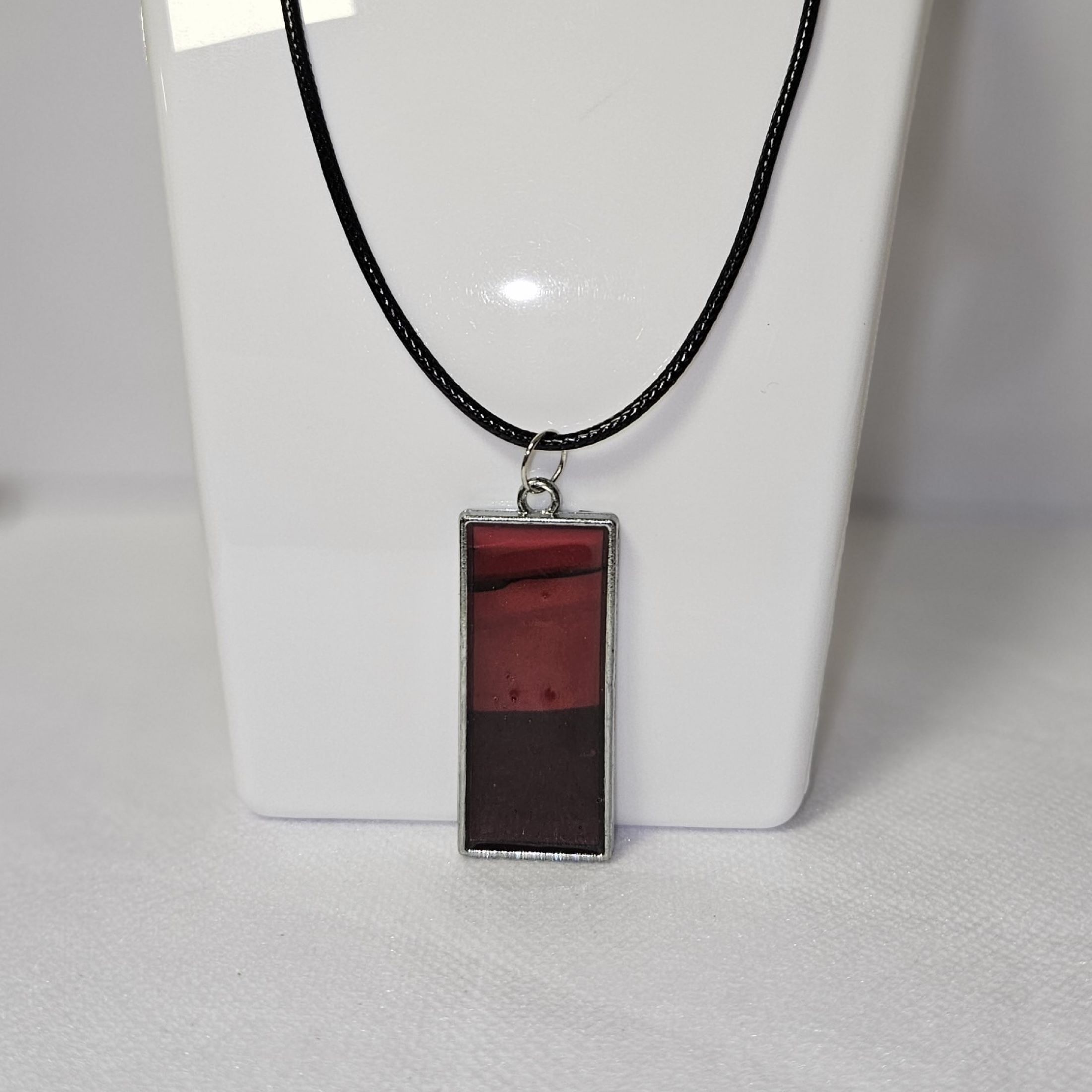 Collier Big Dark Red Rectangular