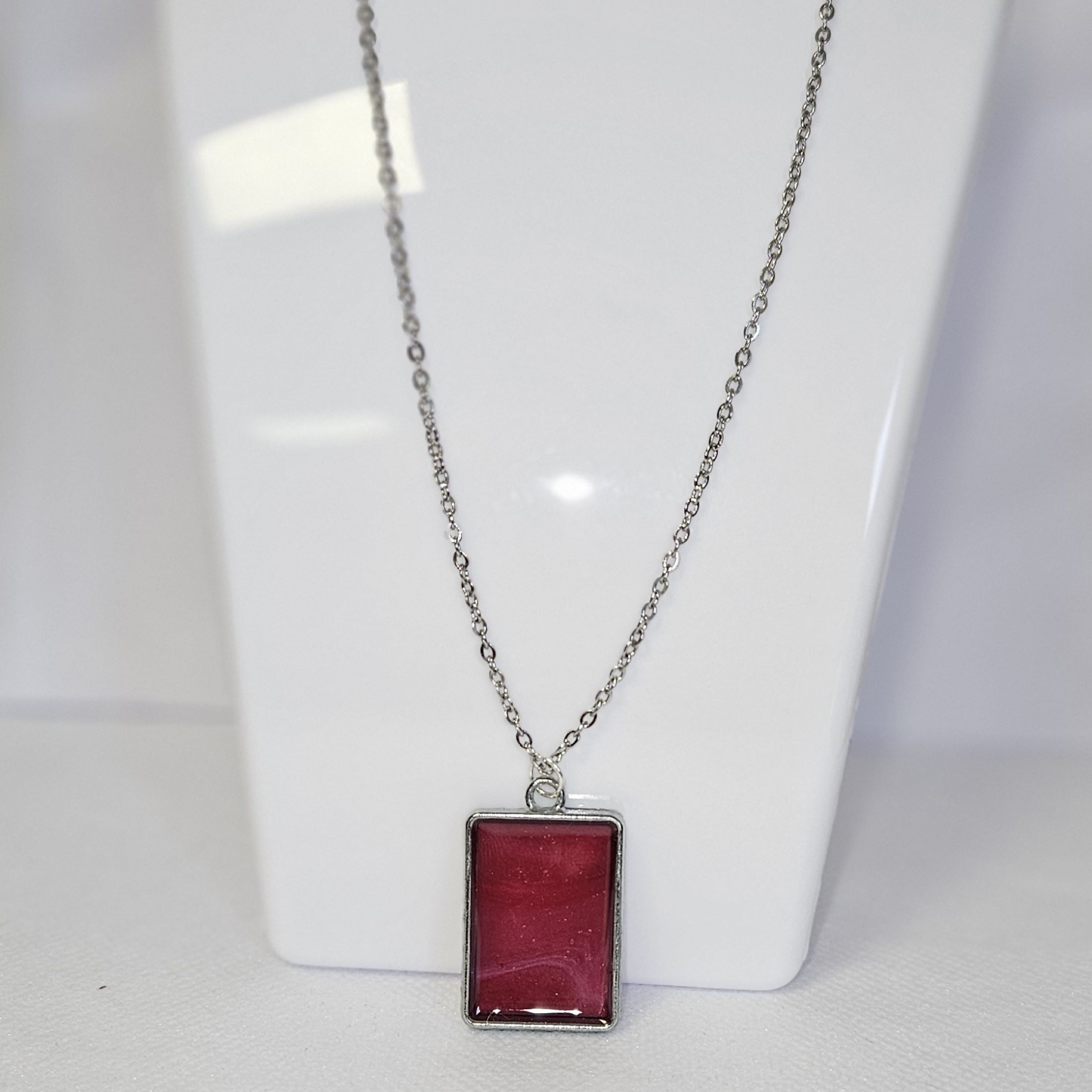 Collier Red Rectangle