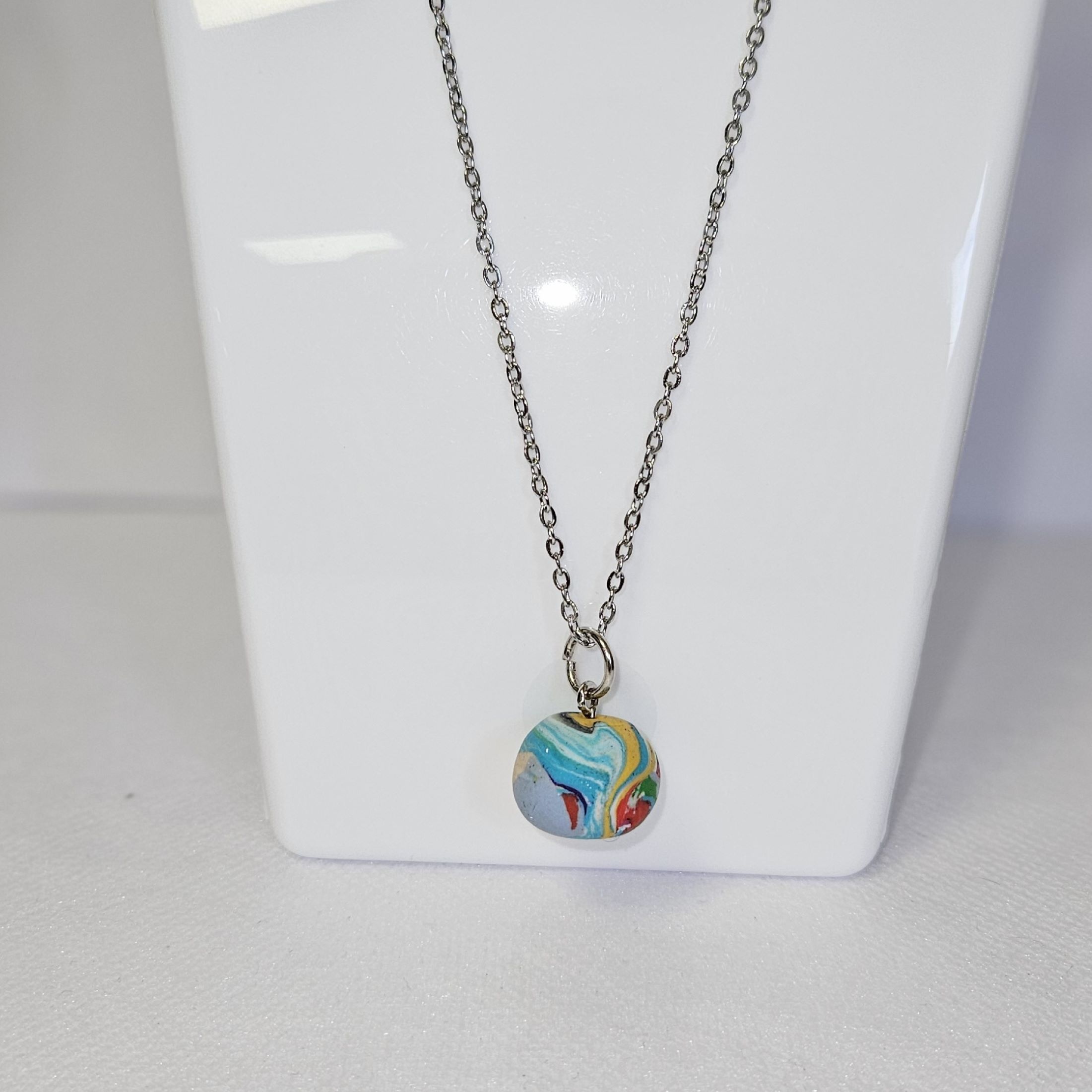 Collier boule marbrée