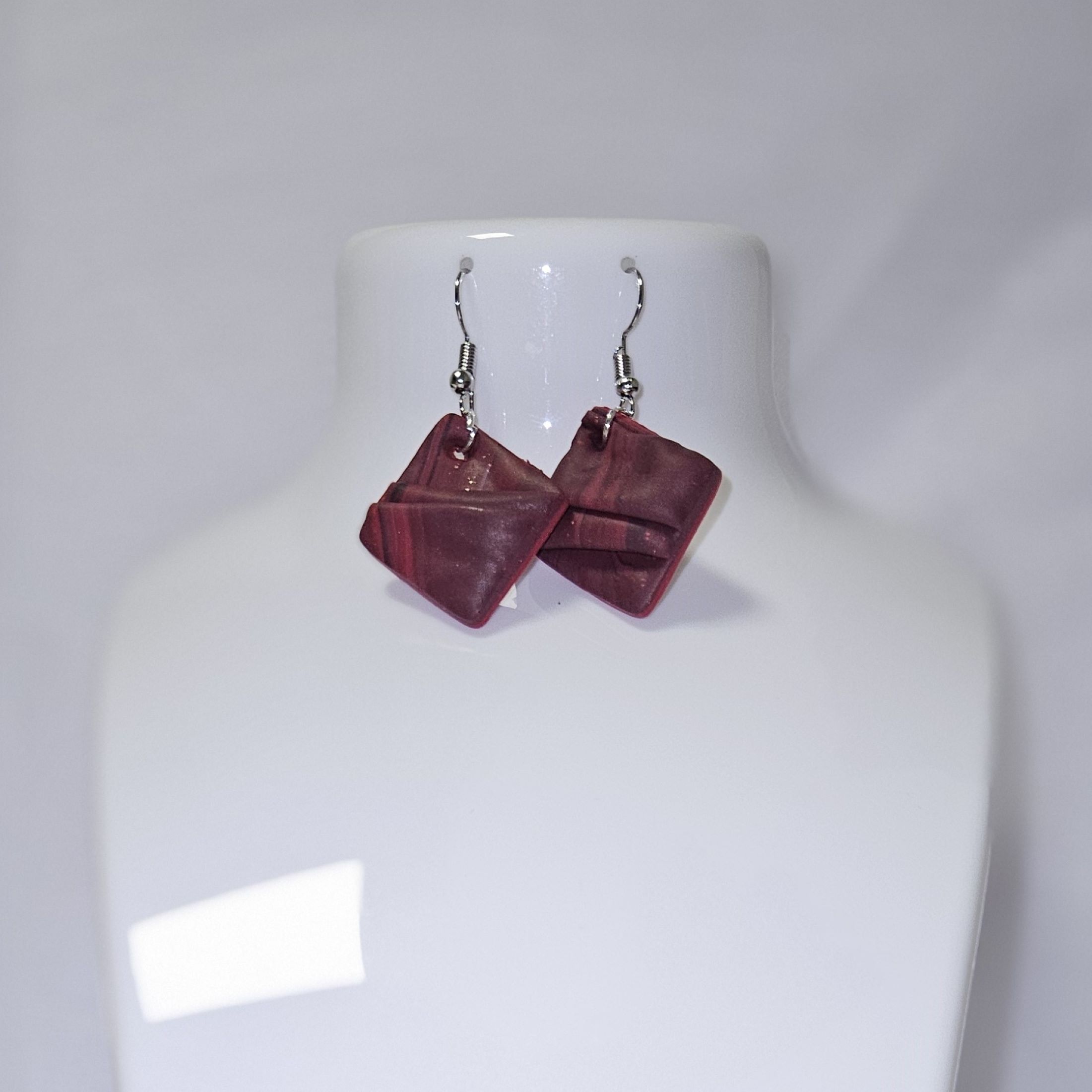 Boucles d'oreilles small red square wave