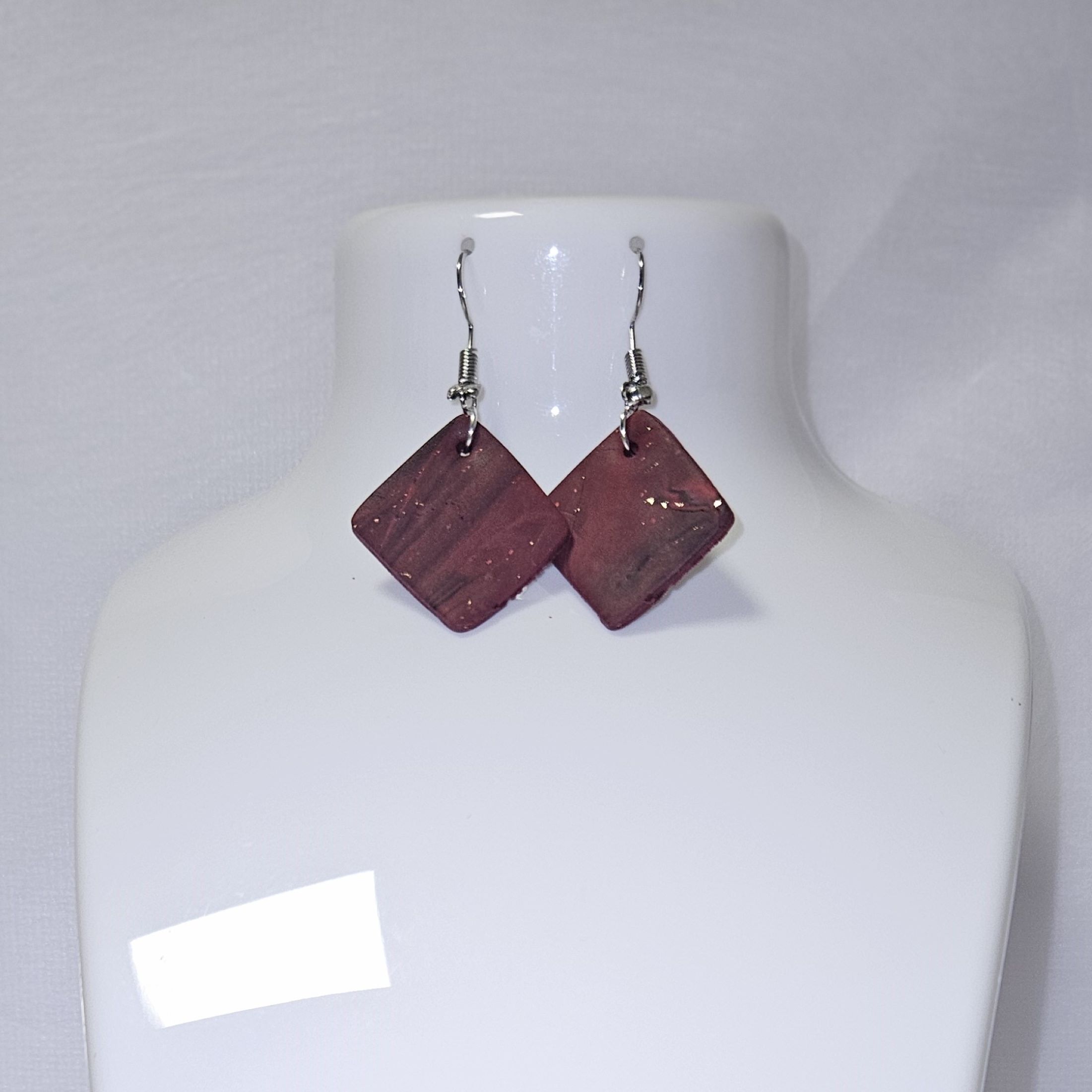 Boucles d'oreilles dark red square